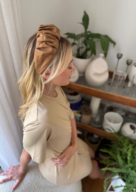 Wide Viola Headband, Brown