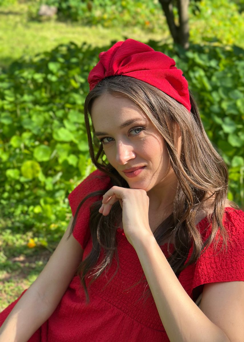 Celine,Tie-in-Back, Red