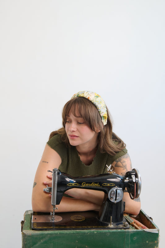 Mila Narrow Headband – Olive