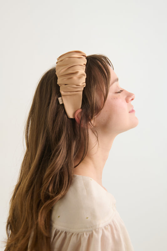 Mila Medium Headband – Wheat