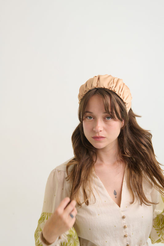 Mila Wide Headband – Wheat