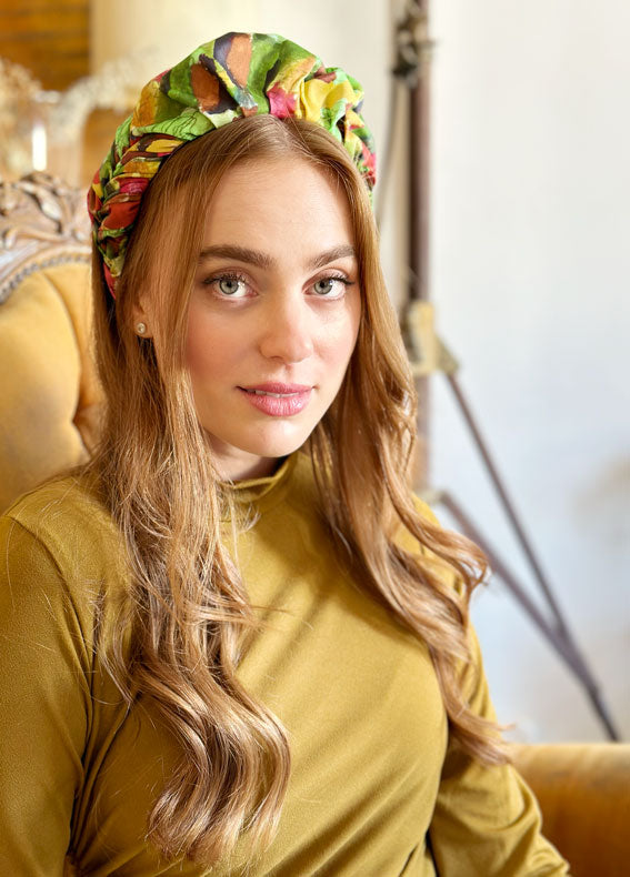 Jan Headband, Israeli Love
