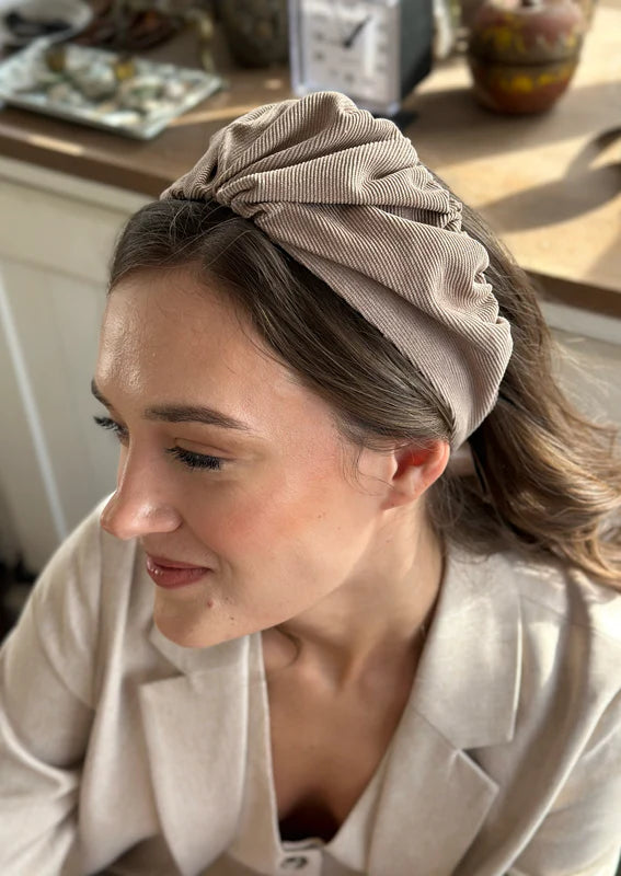 Celine, Tie-in-Back, Camel corduroy