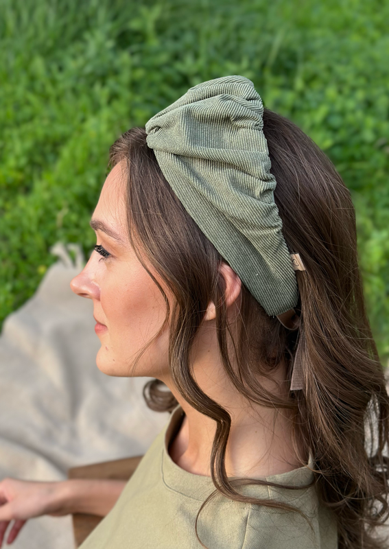 Celine, Tie-in-Back,Sage corduroy