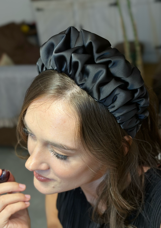 Medium Nemesis Headband, Black