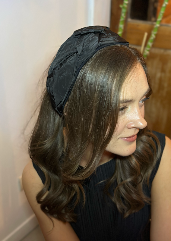 Luna, Tie-in-Back, Black