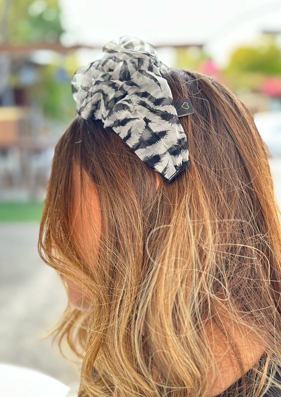 Medium Renee Headband Black & White