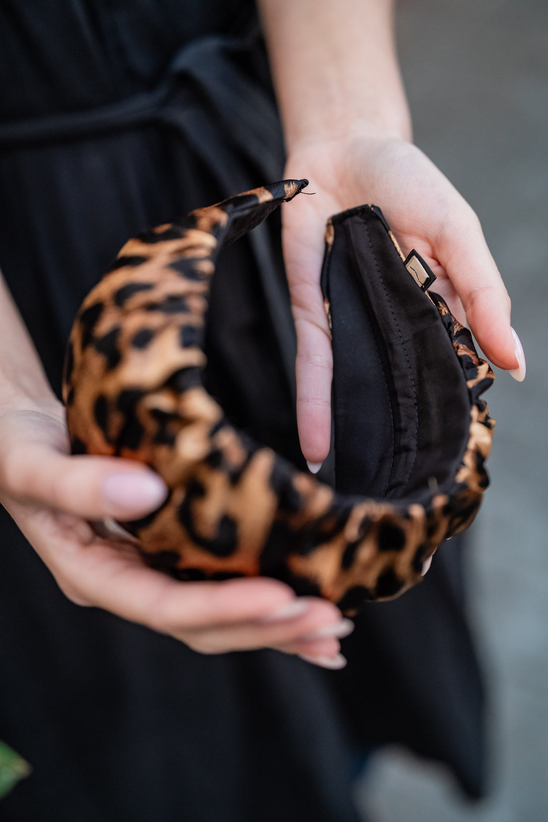 Mila Wide Leopard Headband