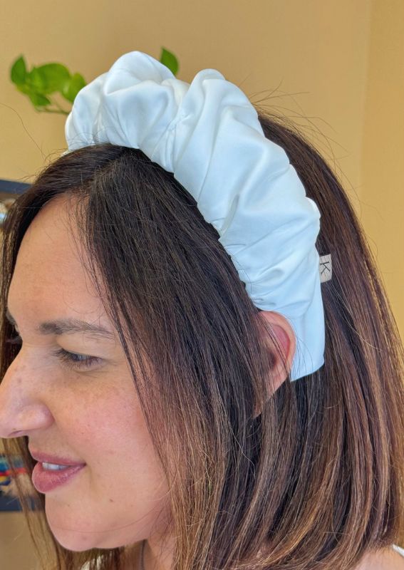 Amur White headband