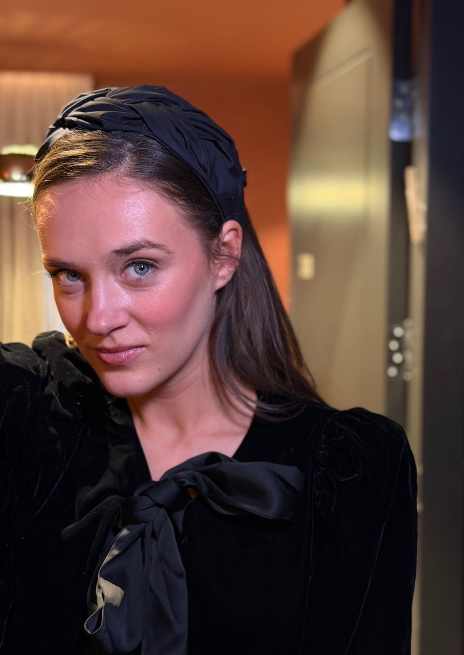 Luna Tie Headband – Black