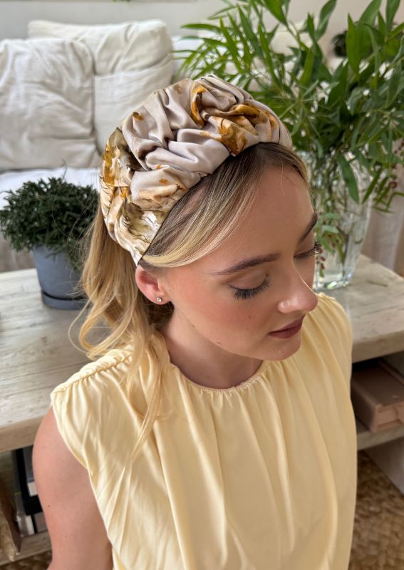 Nemesis, Tie-in-Back, Natural Floral