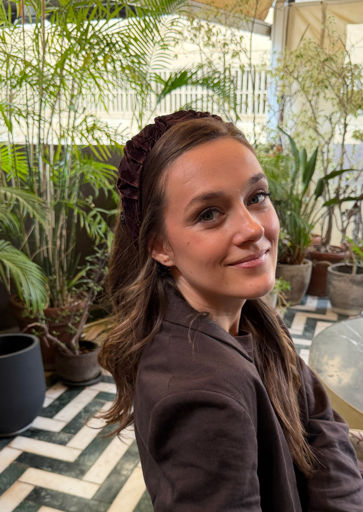 Viola Petite Velvet Headband – Chocolate Brown