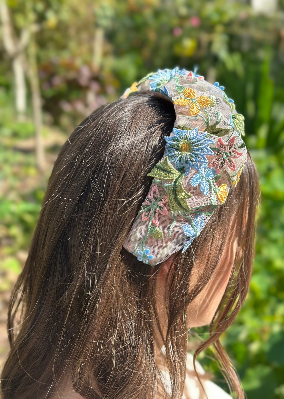 Medium Viola Headband, Floral Nude