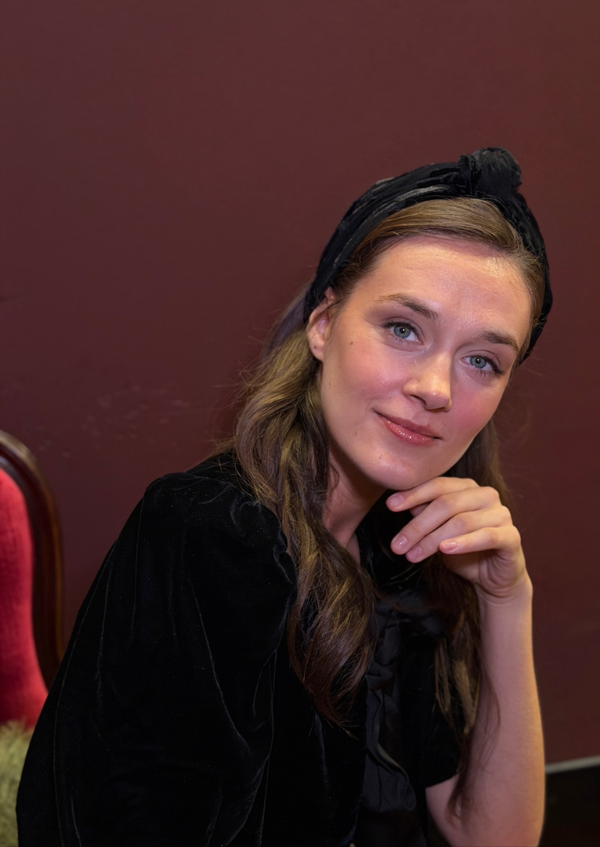 Maya Medium Headband – Black