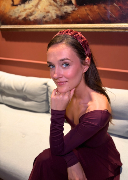Viola Petite Velvet Headband – Smoky Burgundy