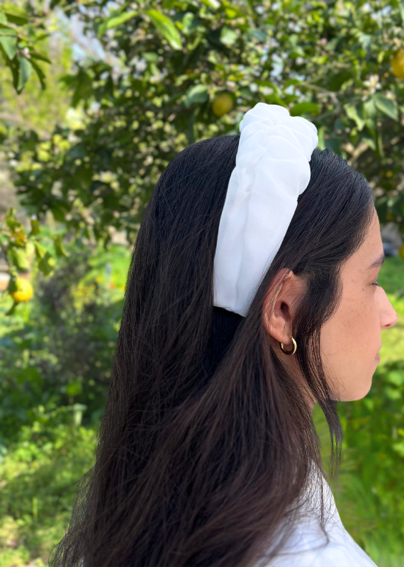 Renee – White Pearl Organza (Petit Width)