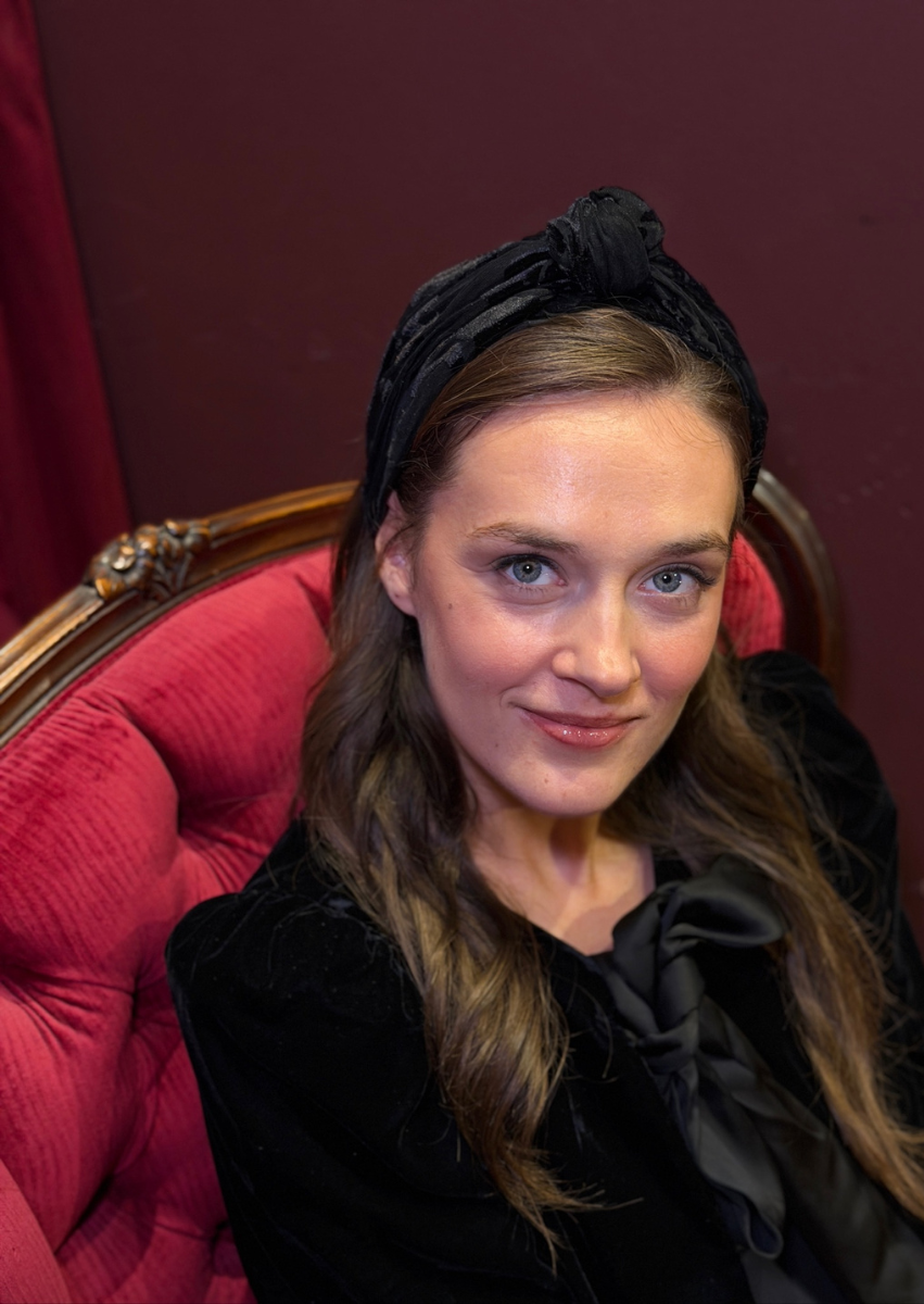 Maya Medium Headband – Black