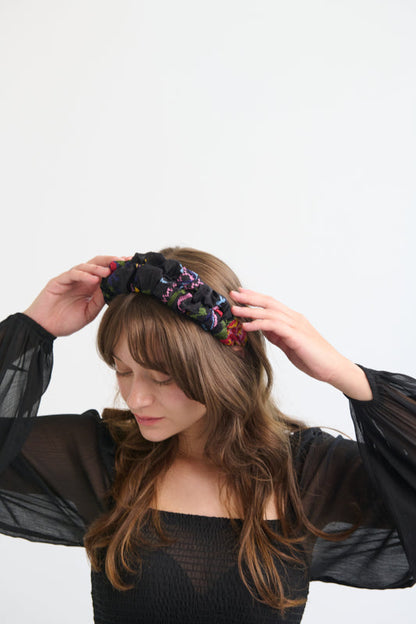 Nemesis Narrow Headband – Black Cross