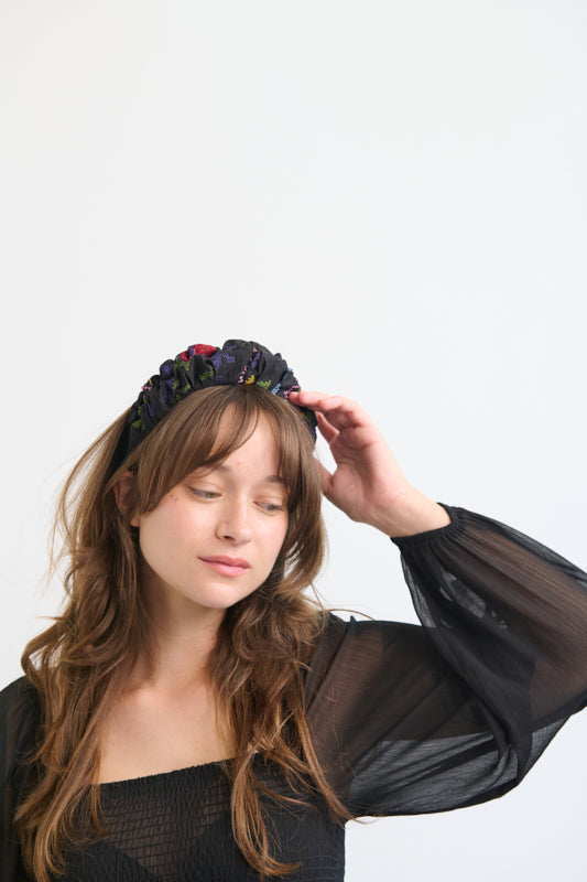 Nemesis Narrow Headband – Black Cross