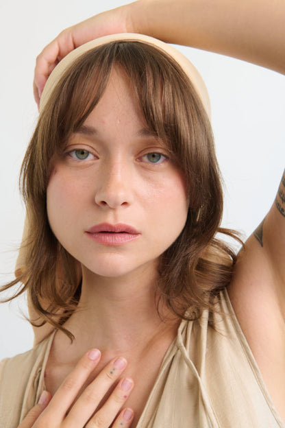 Tahalia Long Headband – Latte