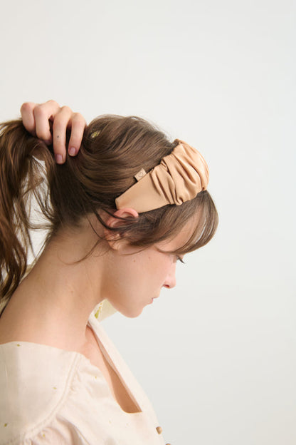 Mila Medium Headband – Wheat