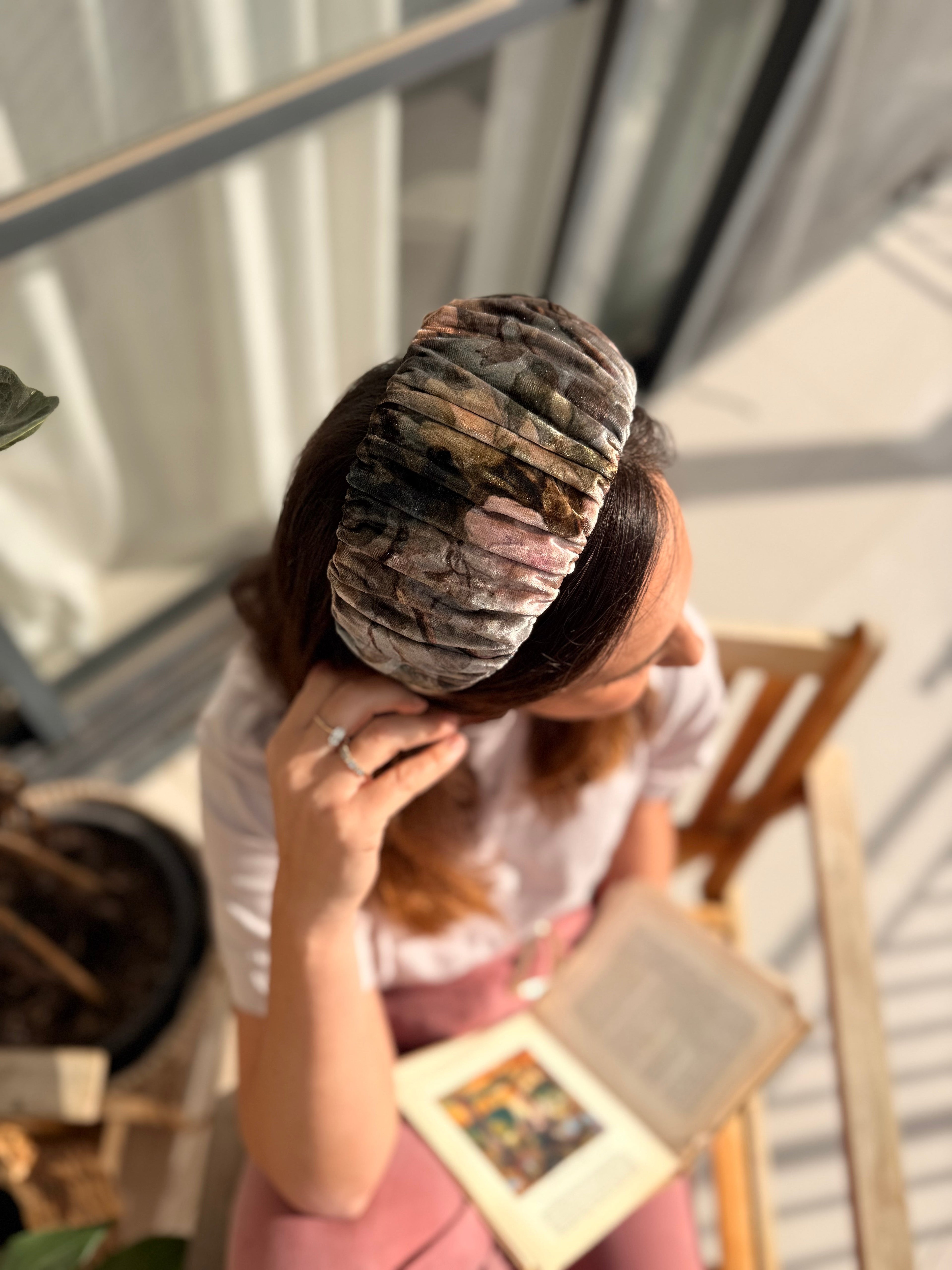 Mila Wide Velvet Headband — Pink Tones