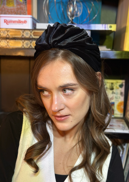 Medium Celine Headband, Black Velvet