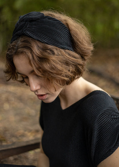 Lotus Headband, Pleated Black